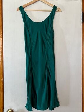 Vintage 90s CBK Era 100% Silk Victoria’s Secret Emerald Green Slip Dress